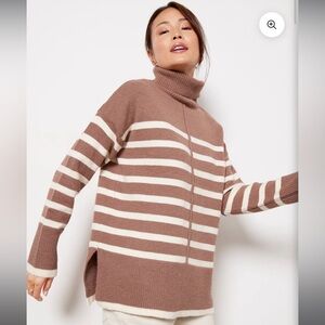 NWT Line & Dot striped sweater